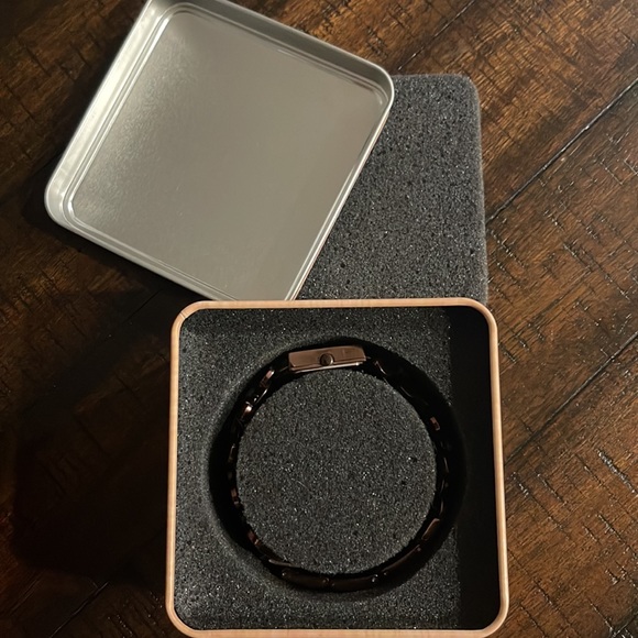 Fossil Bronze Chain Watch - Picture 14 of 16